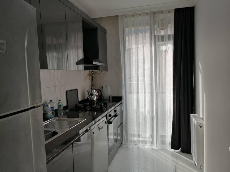 Sisli Apartment, 2 Bedrooms, 250 M Metro, New Modern Residence Estambul Exterior foto